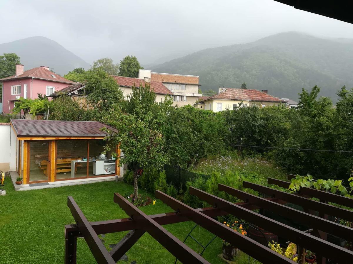 Guest House Vasilena Sapareva Banya Buitenkant foto